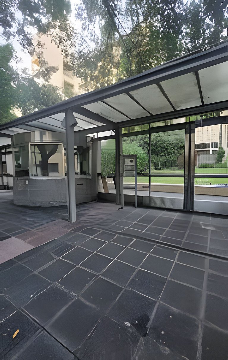 "La Algodonera" - A Gated Community in the City