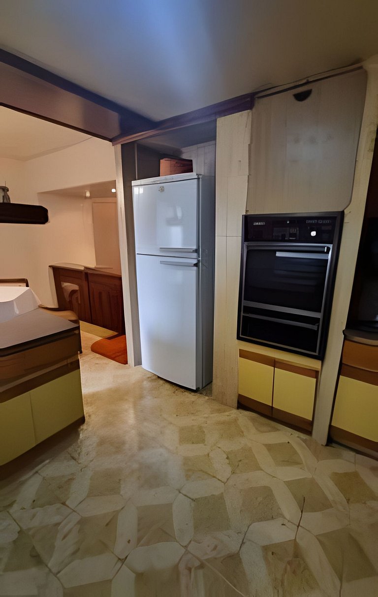 Piso Entero - 300m2 - Con Seguridad 24x7 y Sauna