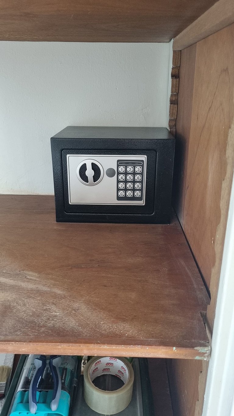 Close to the US Embassy and La Rural! Very comfortable!