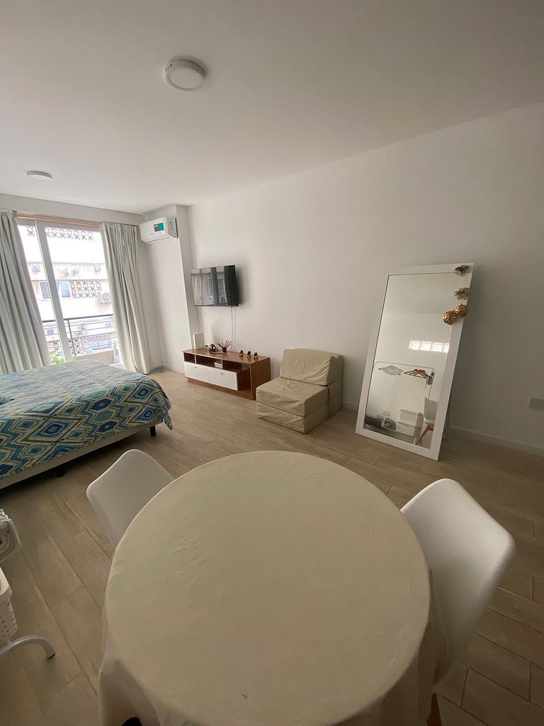 Decorated with care. Excellent location!