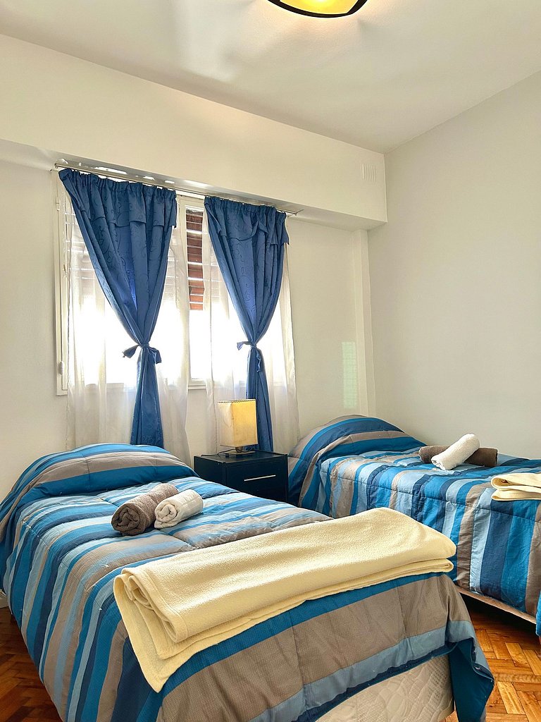 2 Habitaciones con balcón - 4 personas comodas