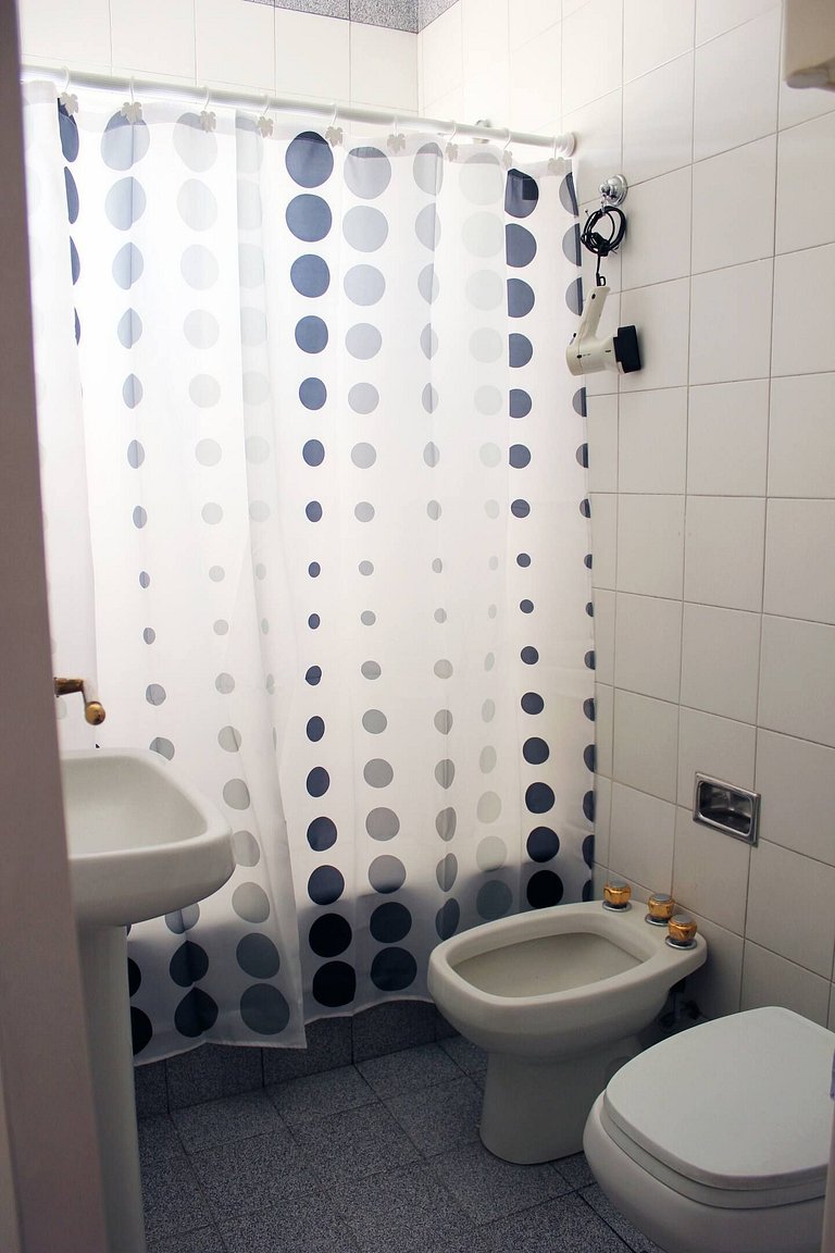 2 Habitaciones con balcón - 4 personas comodas