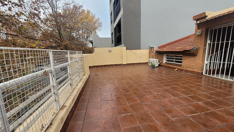 Única en Ciudad - Con salamandra y parrilla propia