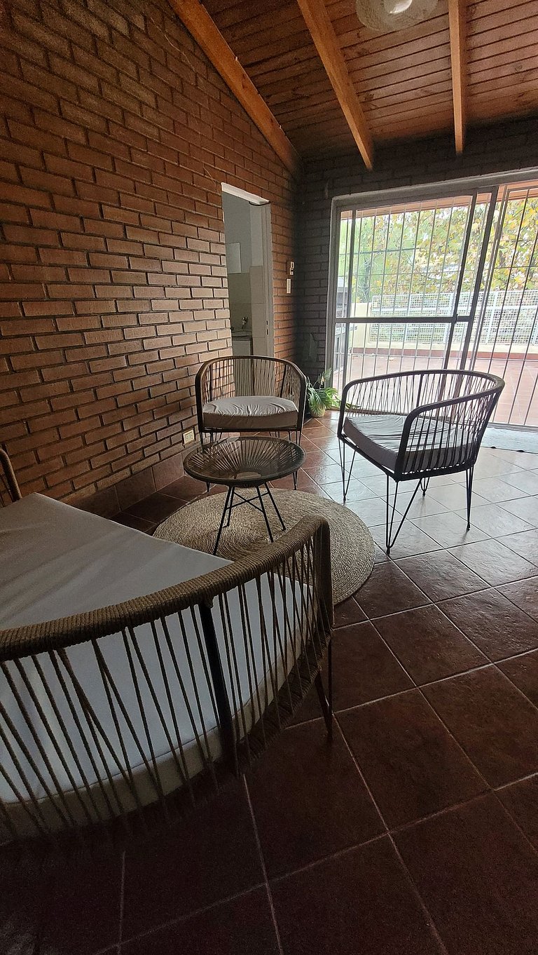 Única en Ciudad - Con salamandra y parrilla propia