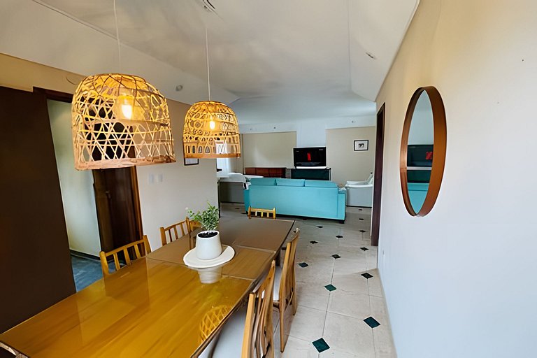 Casa con parrilla y cochera. Vista al Mar. 8 Pax.