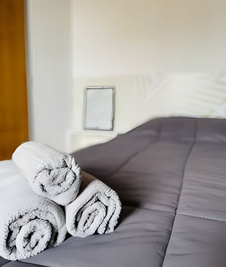 Casa con parrilla y cochera. Vista al Mar. 8 Pax.