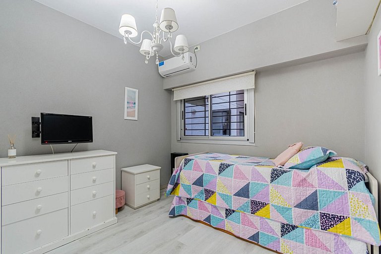 Your summer destination: Barbecue area, pool, and 3 bedrooms