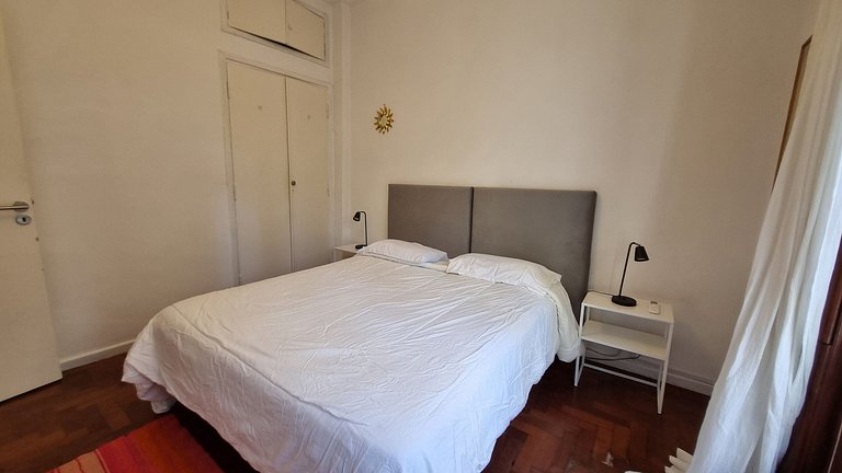 Cozy Home steps from bars, parks, and Palermo