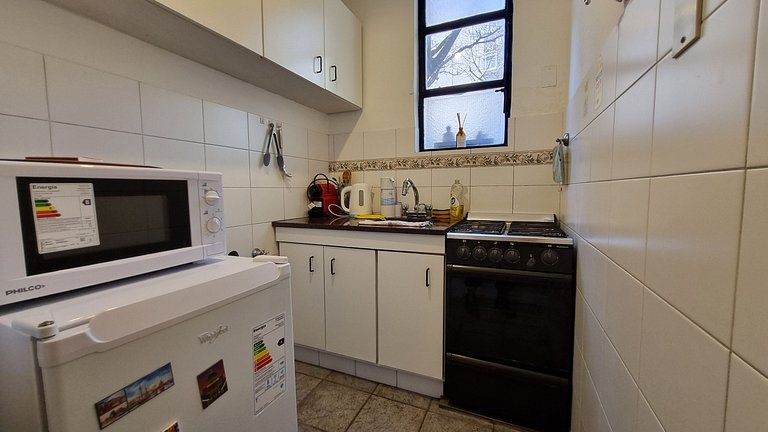 Cozy Home steps from bars, parks, and Palermo