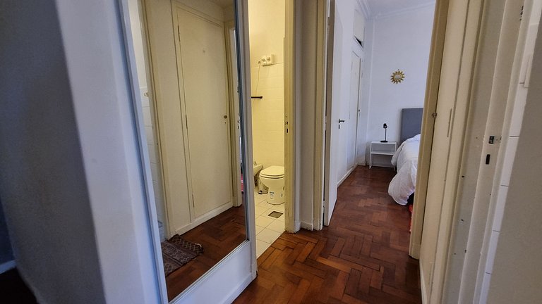 Cozy Home steps from bars, parks, and Palermo