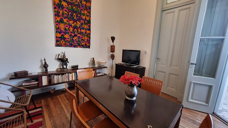 2 Bedrooms in Palermo - Steps from Subte D