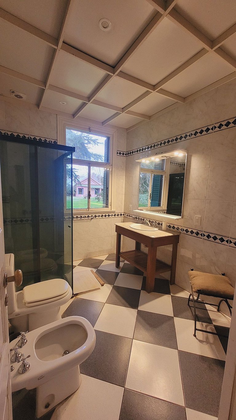 Tudor House - Stay in Chascomús