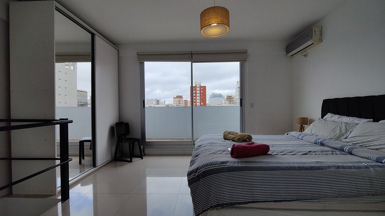 Único en Belgrano - De 2 pisos y terraza privada