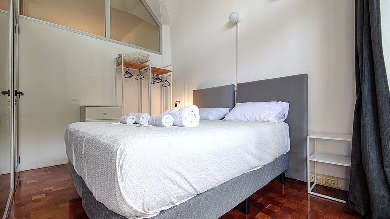 "La Algodonera" - A Gated Community in the City