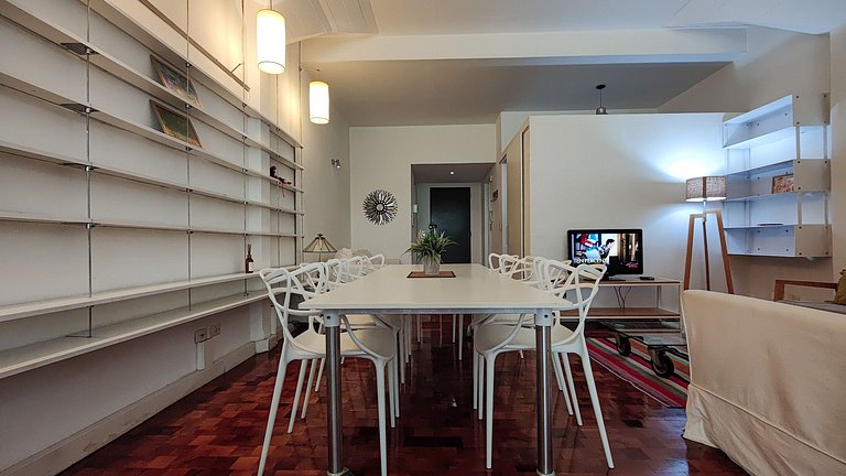 "La Algodonera" - A Gated Community in the City