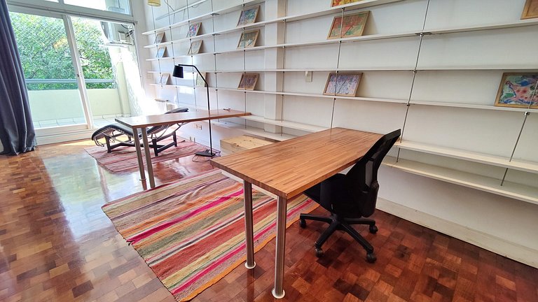 "La Algodonera" - A Gated Community in the City