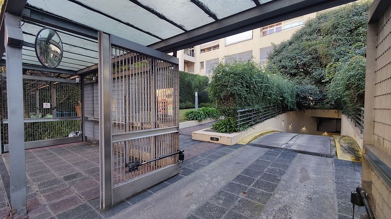 "La Algodonera" - A Gated Community in the City