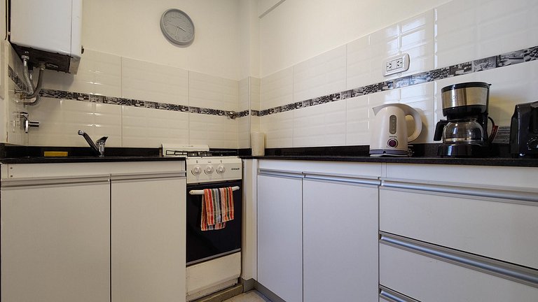 Close to the US Embassy and La Rural! Very comfortable!