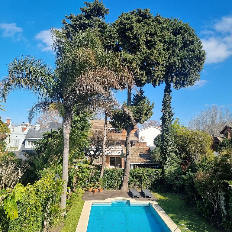 Tu refugio con pileta privada en Martinez