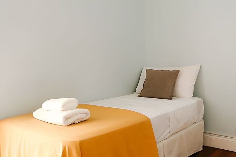 Cozy for 3 with balcony