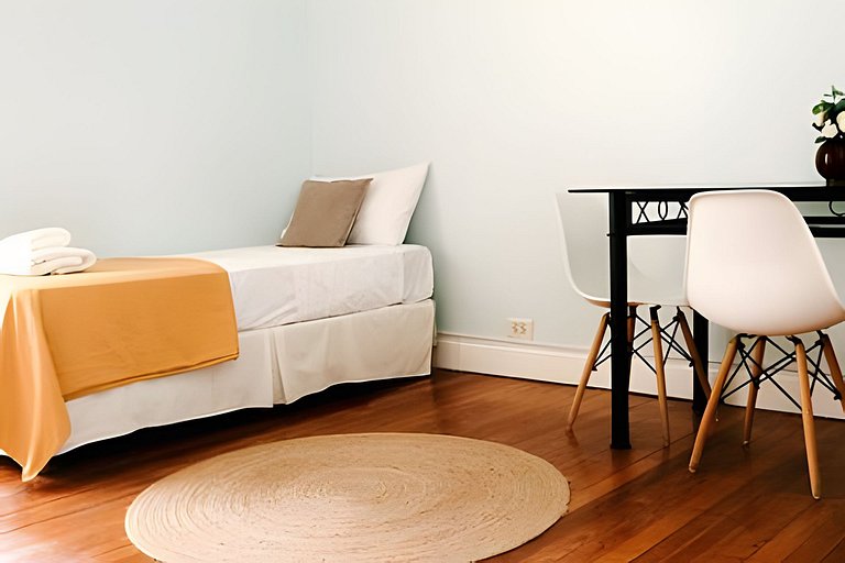 Cozy for 3 with balcony