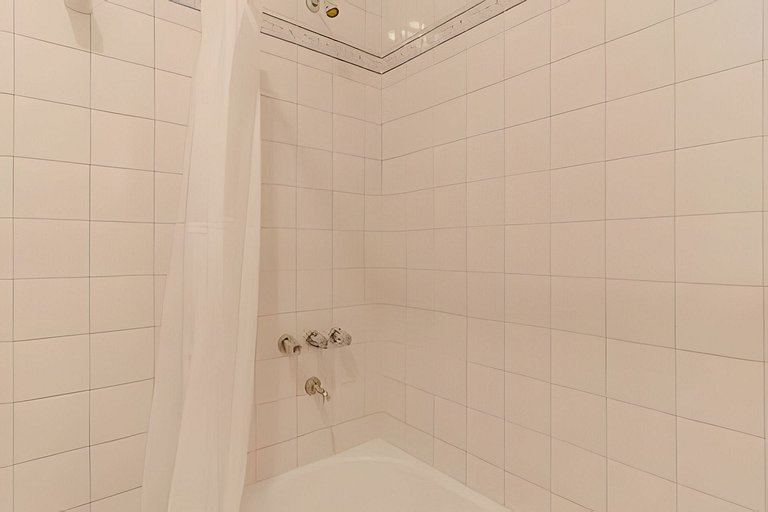 Harmonious apartment for 4