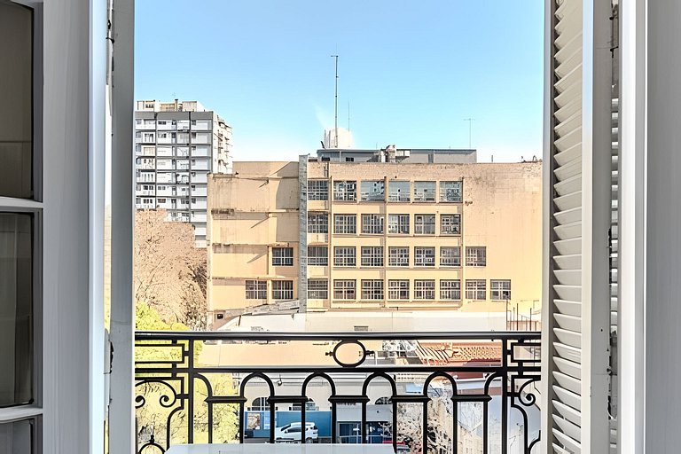 Harmonious apartment for 4