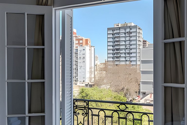 Spacious apartment in the city of Buenos Aires