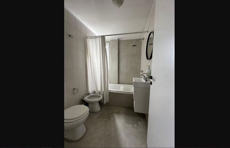 16 people - 2 houses - With grill and garage.