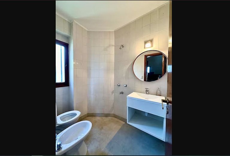 2 Casas con vista al Mar, garage y WiFi! (16 Pax)