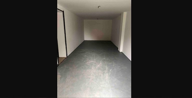 16 people - 2 houses - With grill and garage.