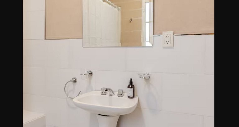 Dos amplios departamentos de 2 habitaciones en BA