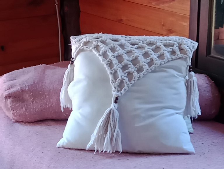 Cabaña con pileta y jardín amplio en Pilar #B