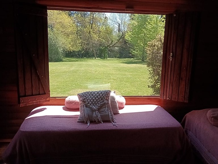 Cabaña con pileta y jardín amplio en Pilar #B