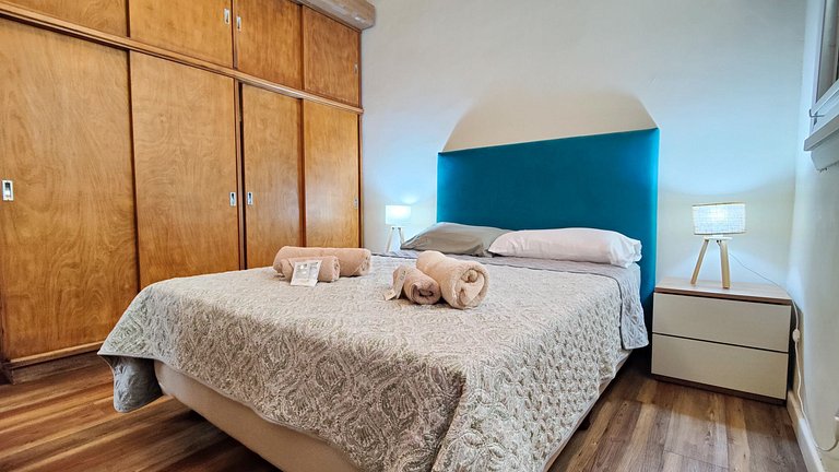 Unique in the city - With wood stove and private grill