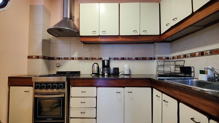 Unique in the city - With wood stove and private grill