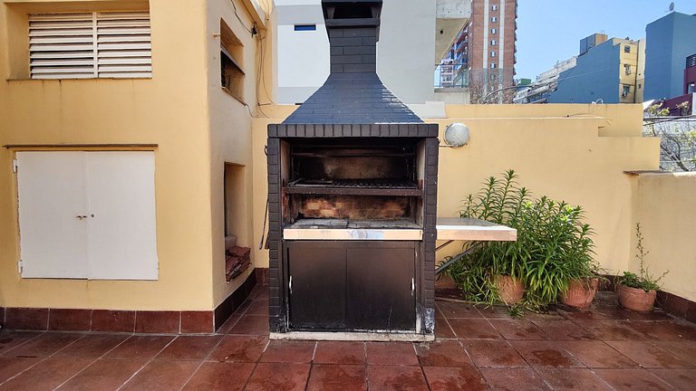 Unique in the city - With wood stove and private grill