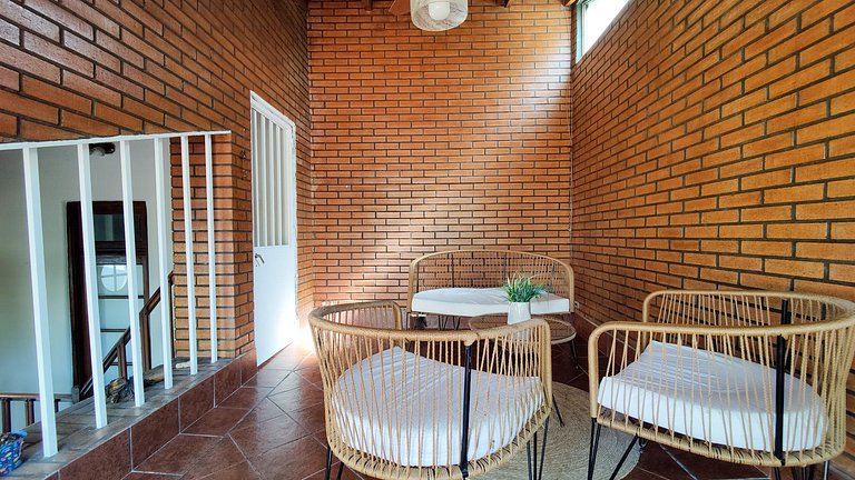 Unique in the city - With wood stove and private grill