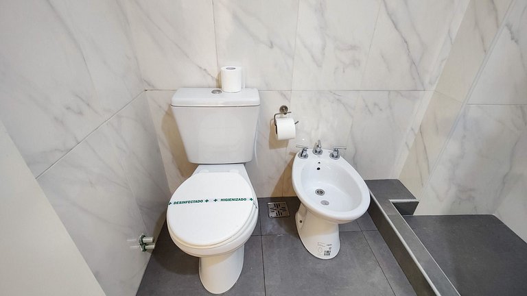 Close to the US Embassy and La Rural! Very comfortable!