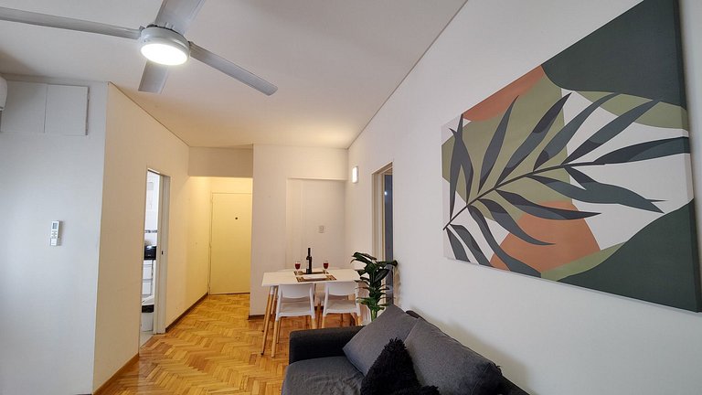 Close to the US Embassy and La Rural! Very comfortable!