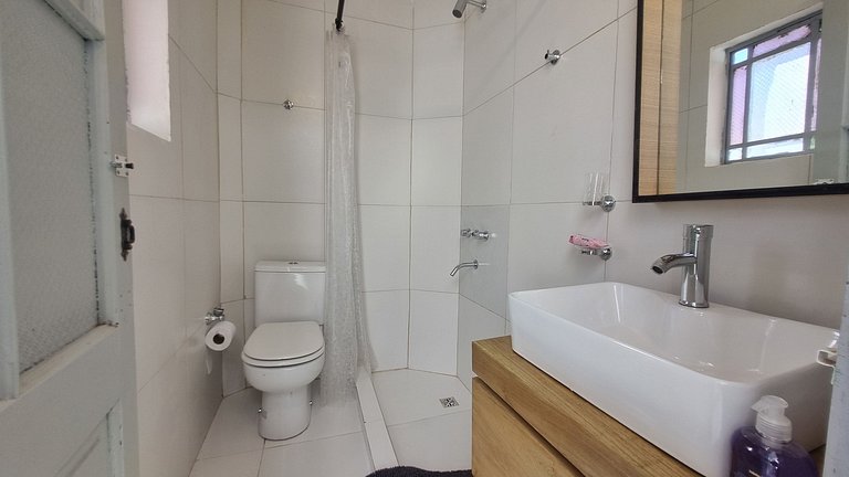 2 Bedrooms in Palermo - Steps from Subte D