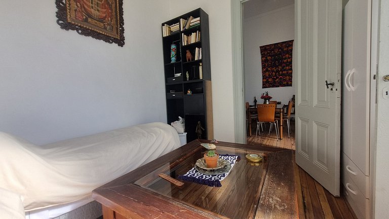 2 Bedrooms in Palermo - Steps from Subte D