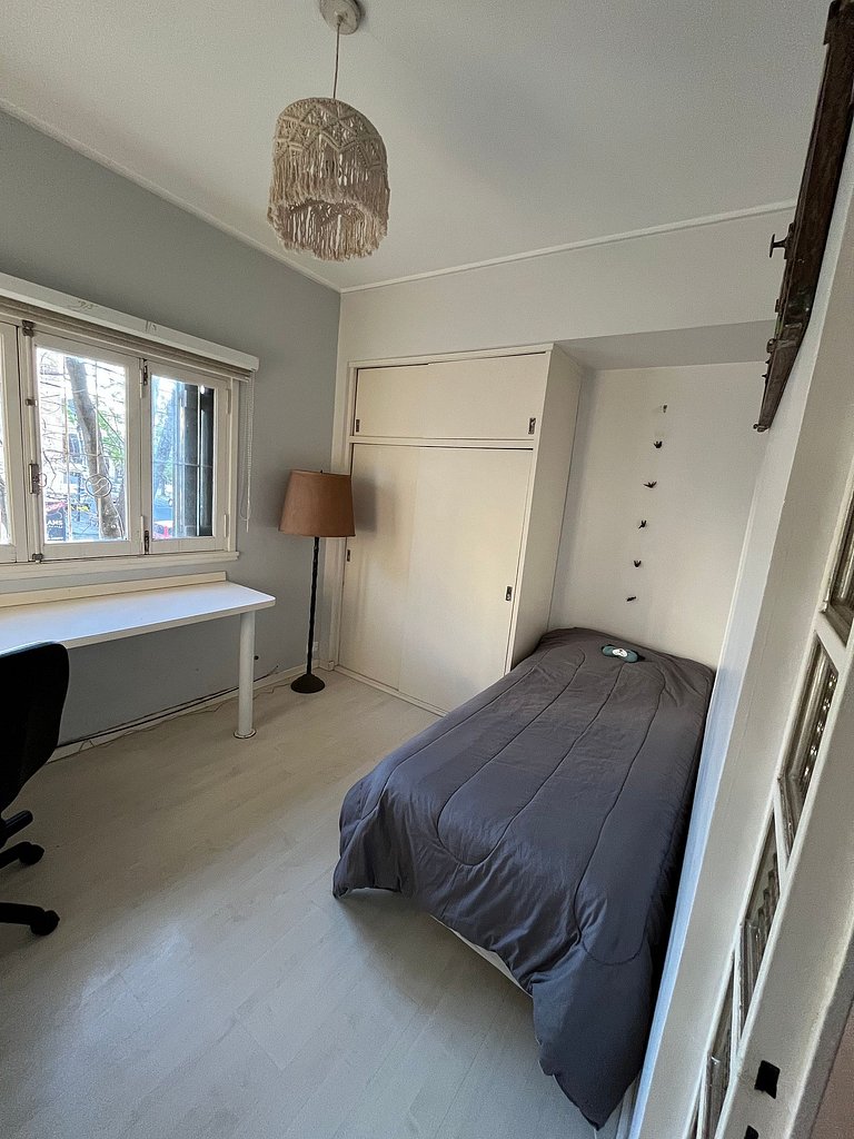 House with barbecue area and garage - In Golf/Alem Area