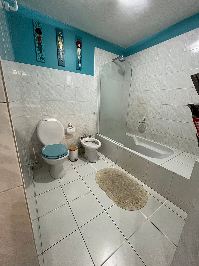 House with barbecue area and garage - In Golf/Alem Area