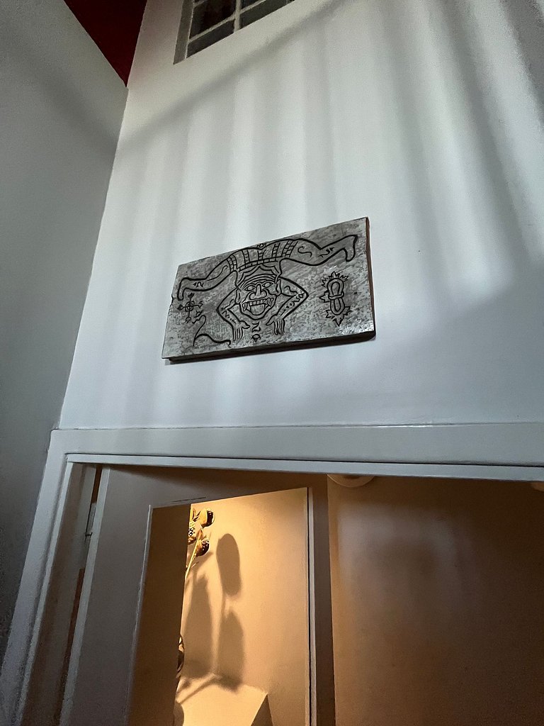 Casa con parrilla y garage - En Zona Golf/Alem