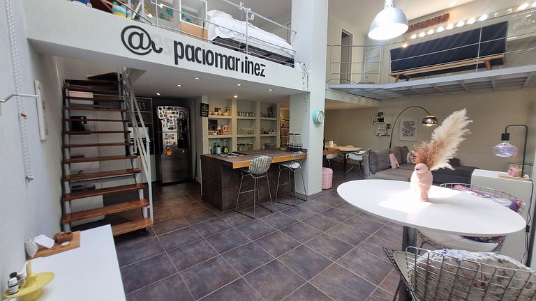 Loft moderno con terraza, masaje y make-up studio!