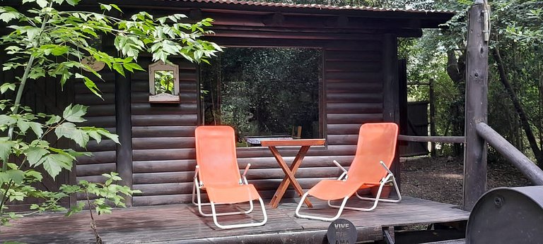 Cabaña en complejo con pileta y verde #C