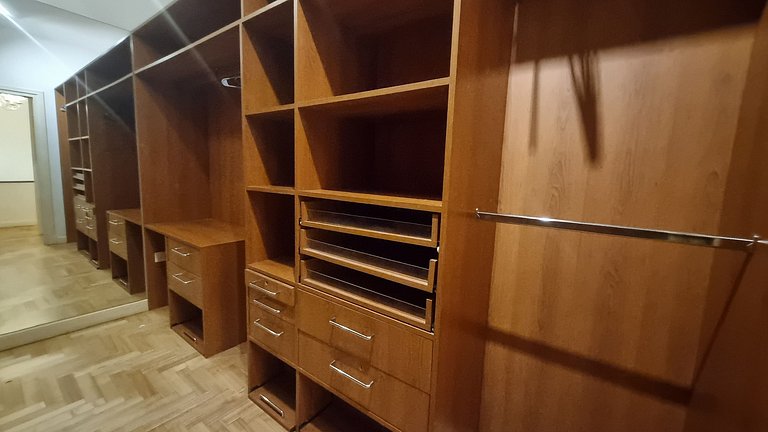 Your retreat with a pool and barbecue in Martinez