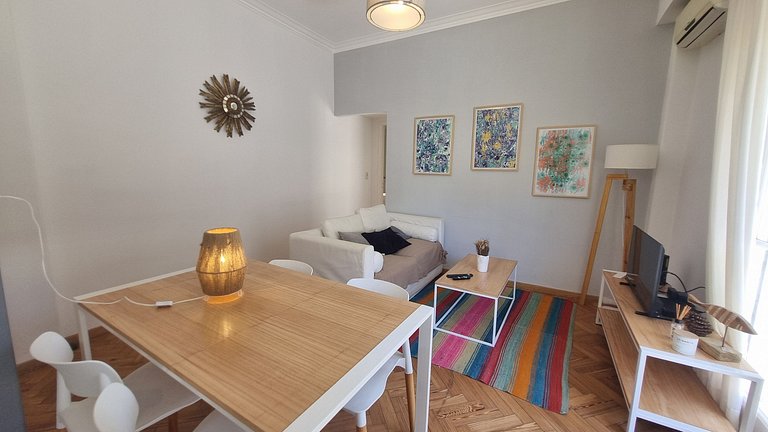 Luminoso 2 amb con balcón en pleno Palermo