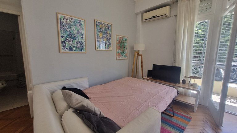 Luminoso 2 amb con balcón en pleno Palermo